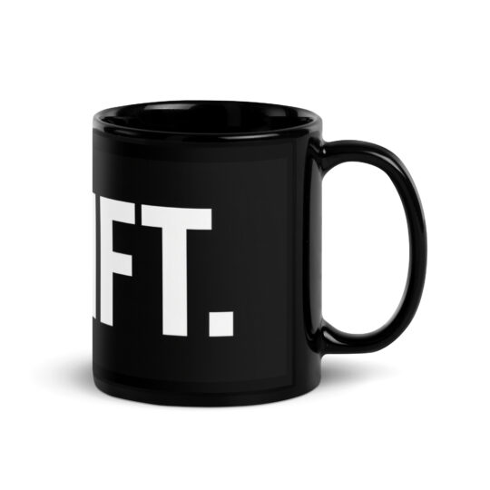 Schwarze glänzende Tasse