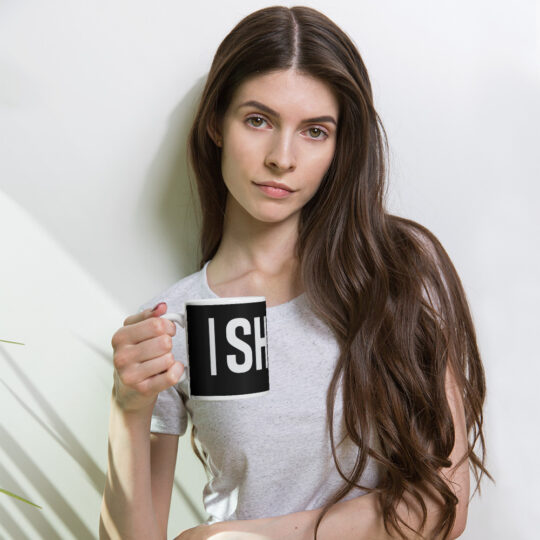 Weiße, glänzende Tasse